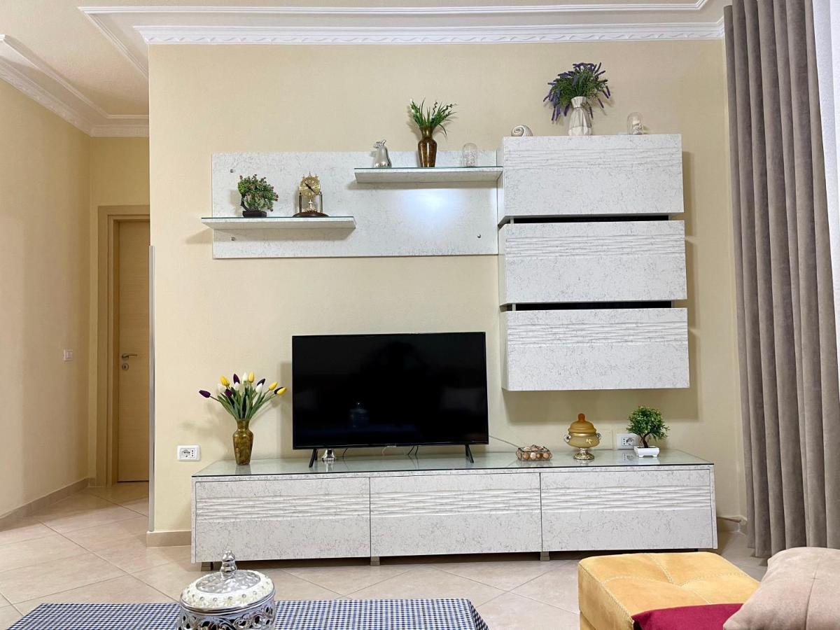 Queen Isabella Premium Hotel Vlore Luaran gambar