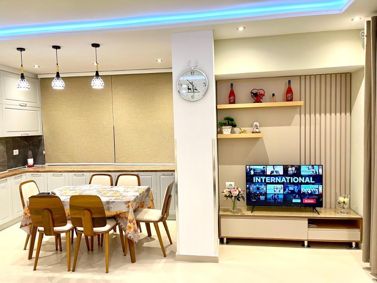 Queen Isabella Premium Hotel Vlore Luaran gambar